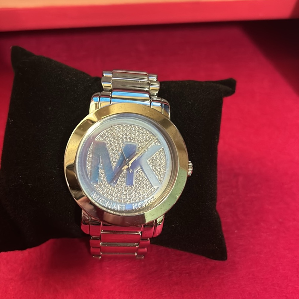Michael Kors Silver rhinestone watch - Picture 3 of 4